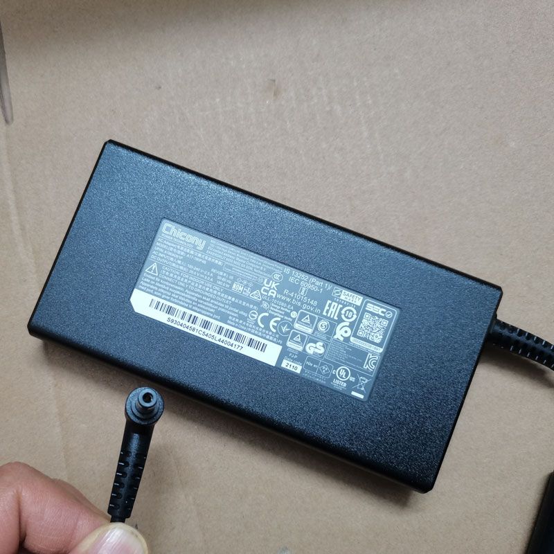 Pc Gaming Msi - NEUES OEM Slim Chicony 20,0 V